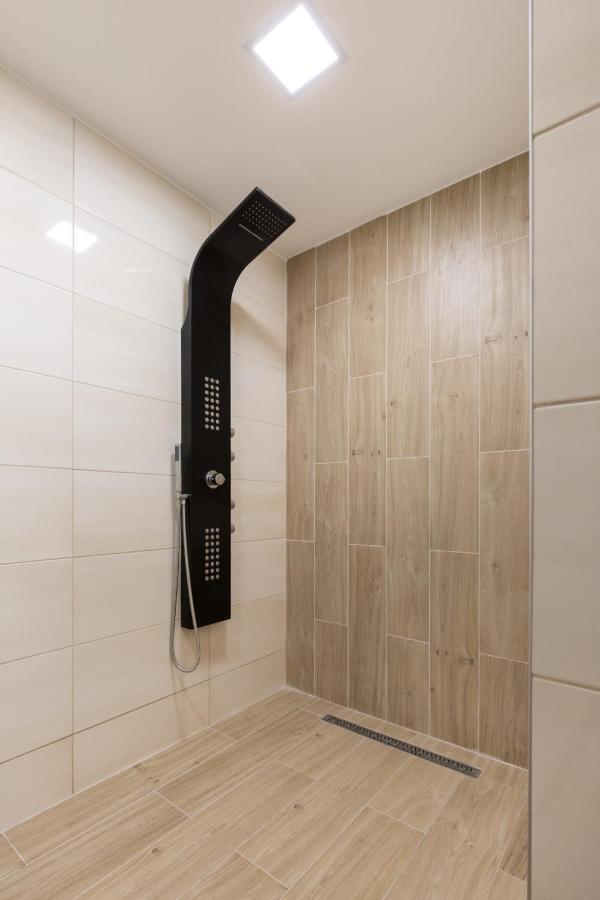 B17 Bajcsy Apartment บูดาเปสต์ ภายนอก รูปภาพ